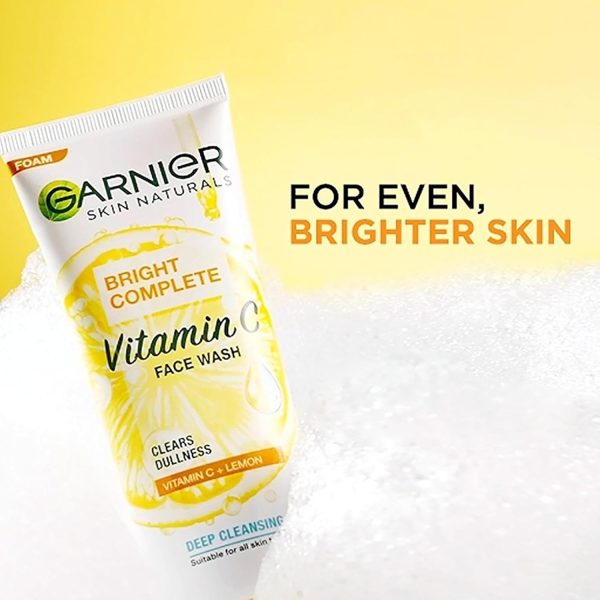 Vitamin C Garnier Face Wash Bright Complete 100 g - Image 4