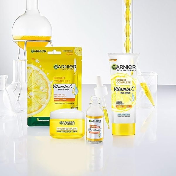 Vitamin C Garnier Face Wash Bright Complete 100 g - Image 2
